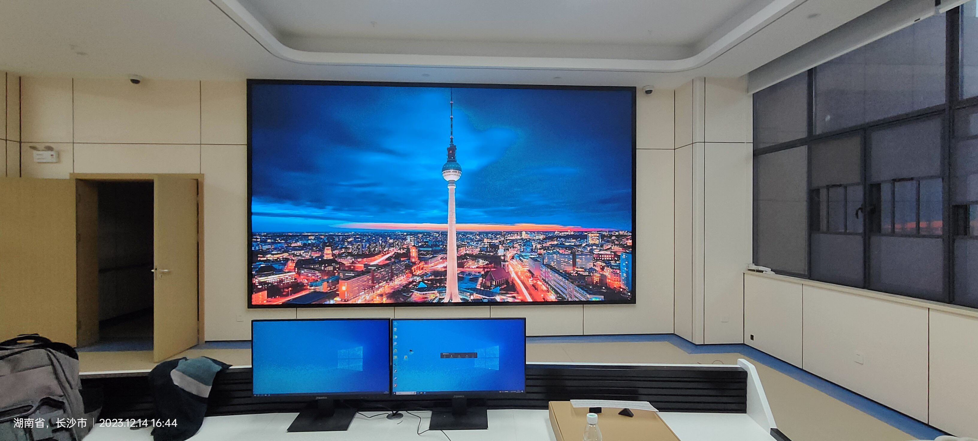 長沙LED顯示屏公司,長沙LED顯示屏廠家,長沙小間距LED顯示屏,長沙電子顯示屏,長沙LED異形屏,長沙LED透明屏,長沙LED顯示屏,長沙LED大屏,湖南LED顯示屏公司,湖南電子顯示屏,湖南全彩顯示屏,湖南LED顯示屏,湖南LED大屏