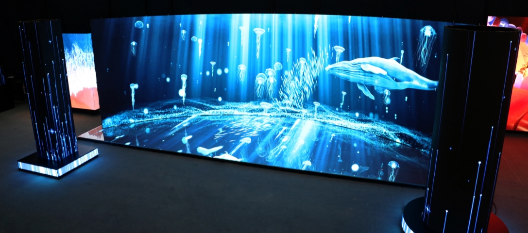 長沙LED顯示屏公司,長沙LED顯示屏廠家,長沙小間距LED顯示屏,長沙電子顯示屏,長沙LED異形屏,長沙LED透明屏,長沙LED顯示屏,長沙LED大屏,湖南LED顯示屏公司,湖南電子顯示屏,湖南全彩顯示屏,湖南LED顯示屏,湖南LED大屏